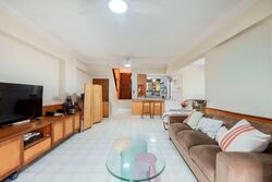 Blk 111 Hougang Avenue 1 (Hougang), HDB Executive #581929431